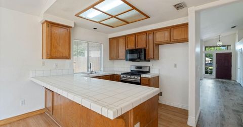 6427 Canyon Creek Way, Elk Grove, CA 95758 Photo
