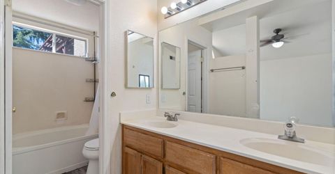 6427 Canyon Creek Way, Elk Grove, CA 95758 Photo