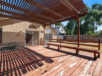 6427 Canyon Creek Way, Elk Grove, CA 95758 Photo