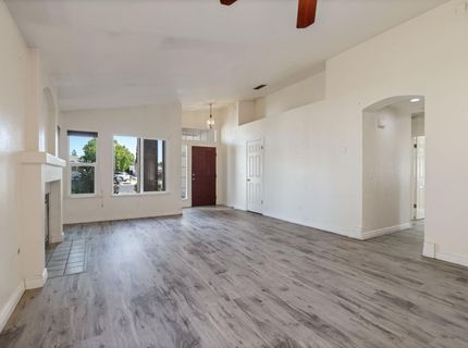 6427 Canyon Creek Way, Elk Grove, CA 95758 Photo