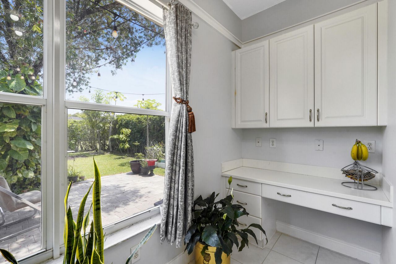 19084 Skyridge Circle, Boca Raton, FL 33498 Photo