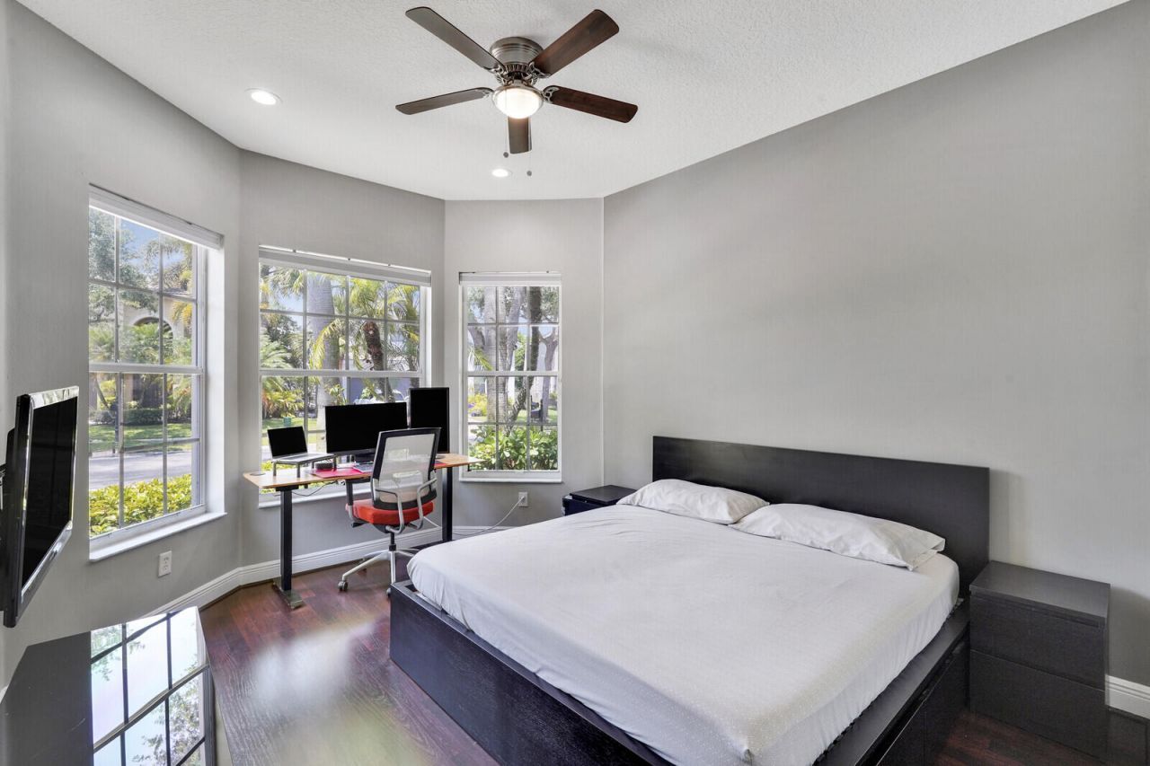 19084 Skyridge Circle, Boca Raton, FL 33498 Photo