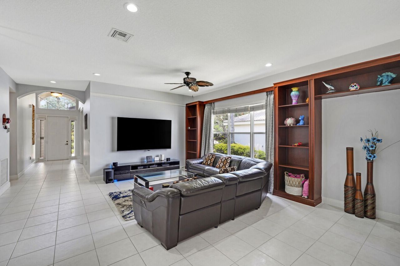 19084 Skyridge Circle, Boca Raton, FL 33498 Photo