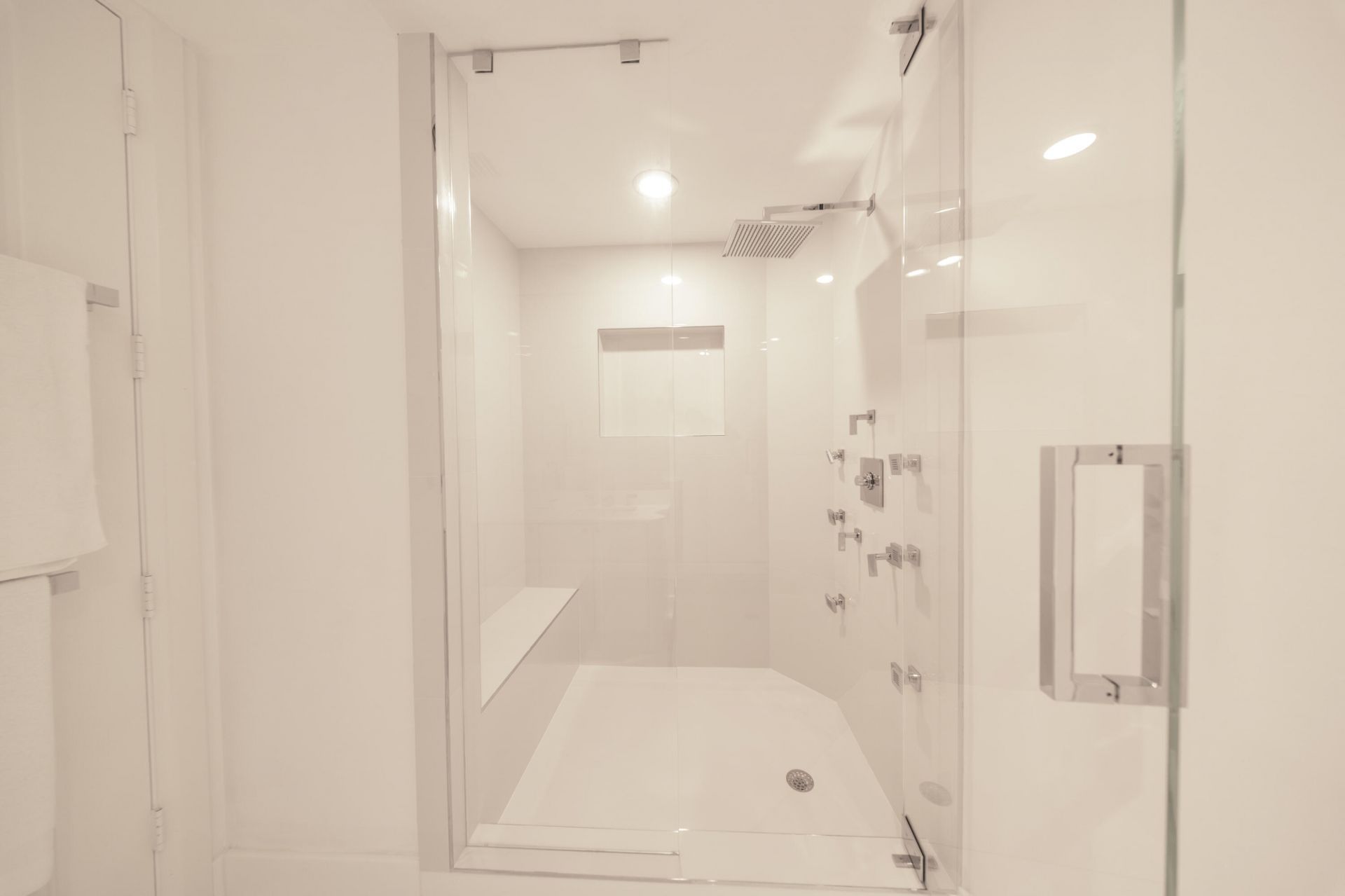 2700 N Ocean Drive, Unit 2503a, Riviera Beach, FL 33404 Photo