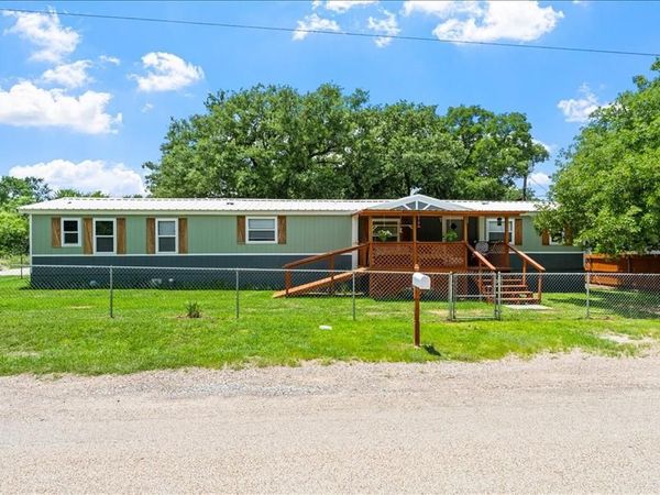 479 Live Oak Loop , Whitney, TX 76692