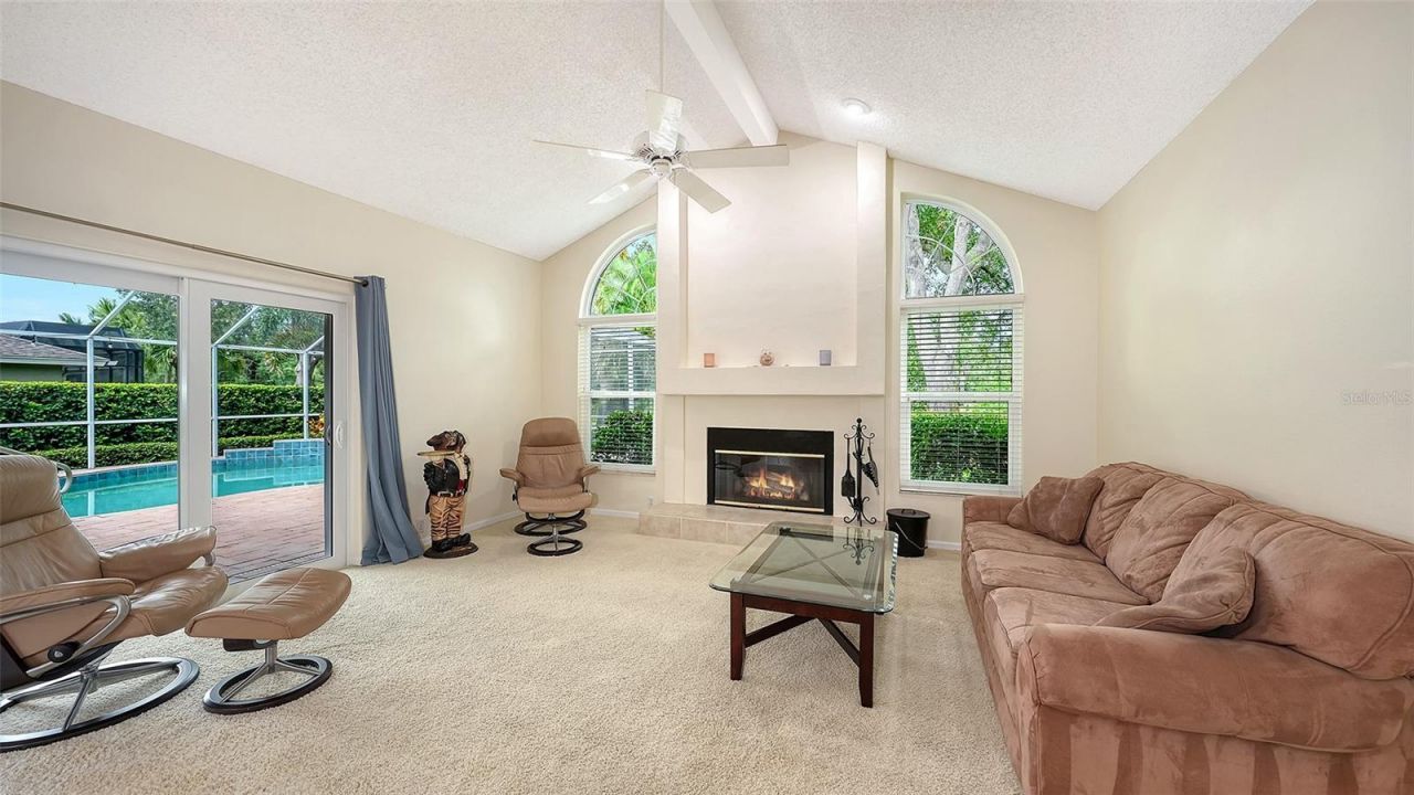 4391 Maplewood Lane, Sarasota, FL 34238 Photo