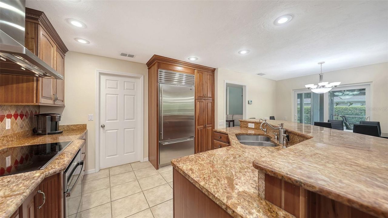 4391 Maplewood Lane, Sarasota, FL 34238 Photo
