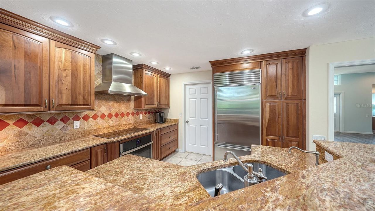 4391 Maplewood Lane, Sarasota, FL 34238 Photo