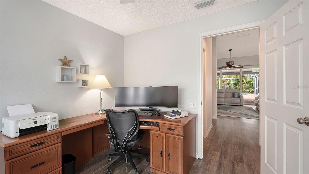 4391 Maplewood Lane, Sarasota, FL 34238 Photo