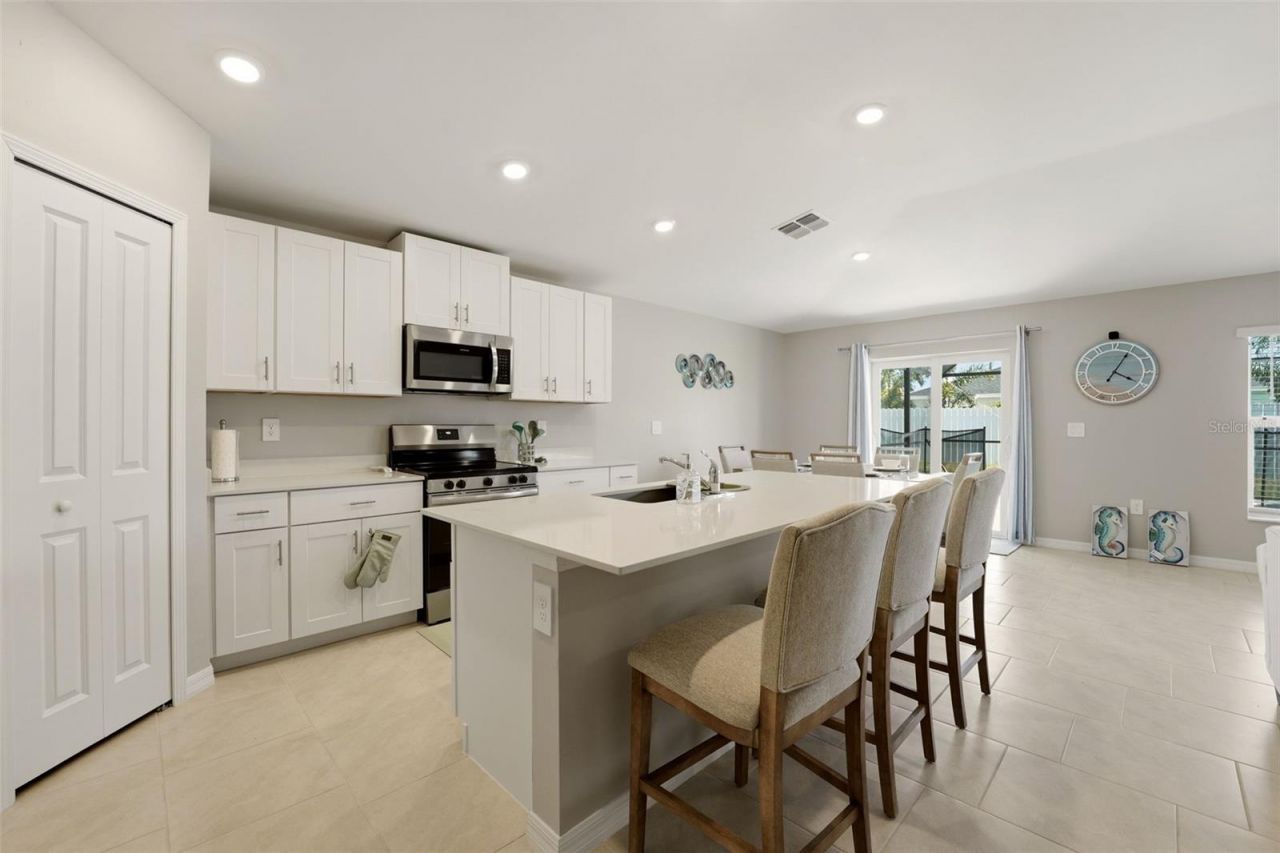 113 Leisure Place , Rotonda West, FL 33947 Photo