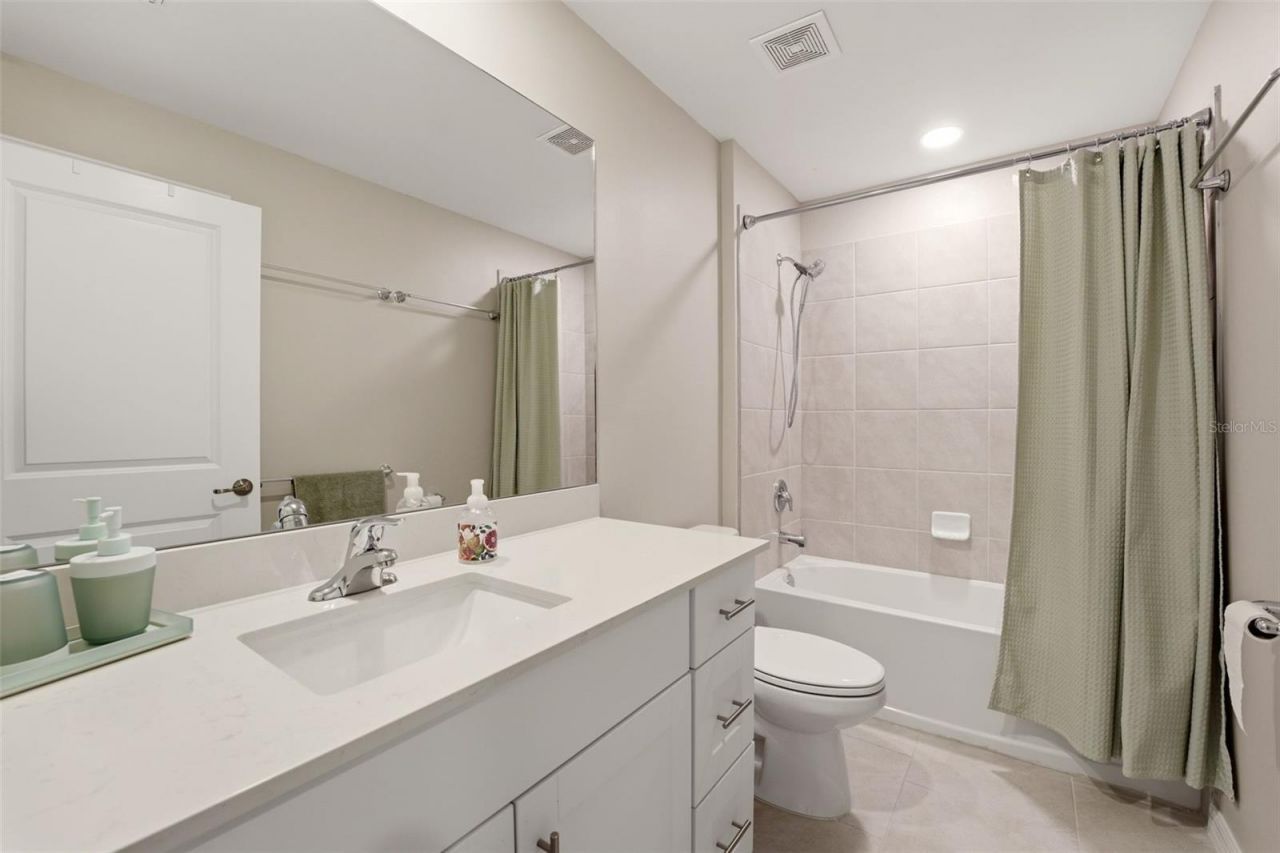 113 Leisure Place , Rotonda West, FL 33947 Photo