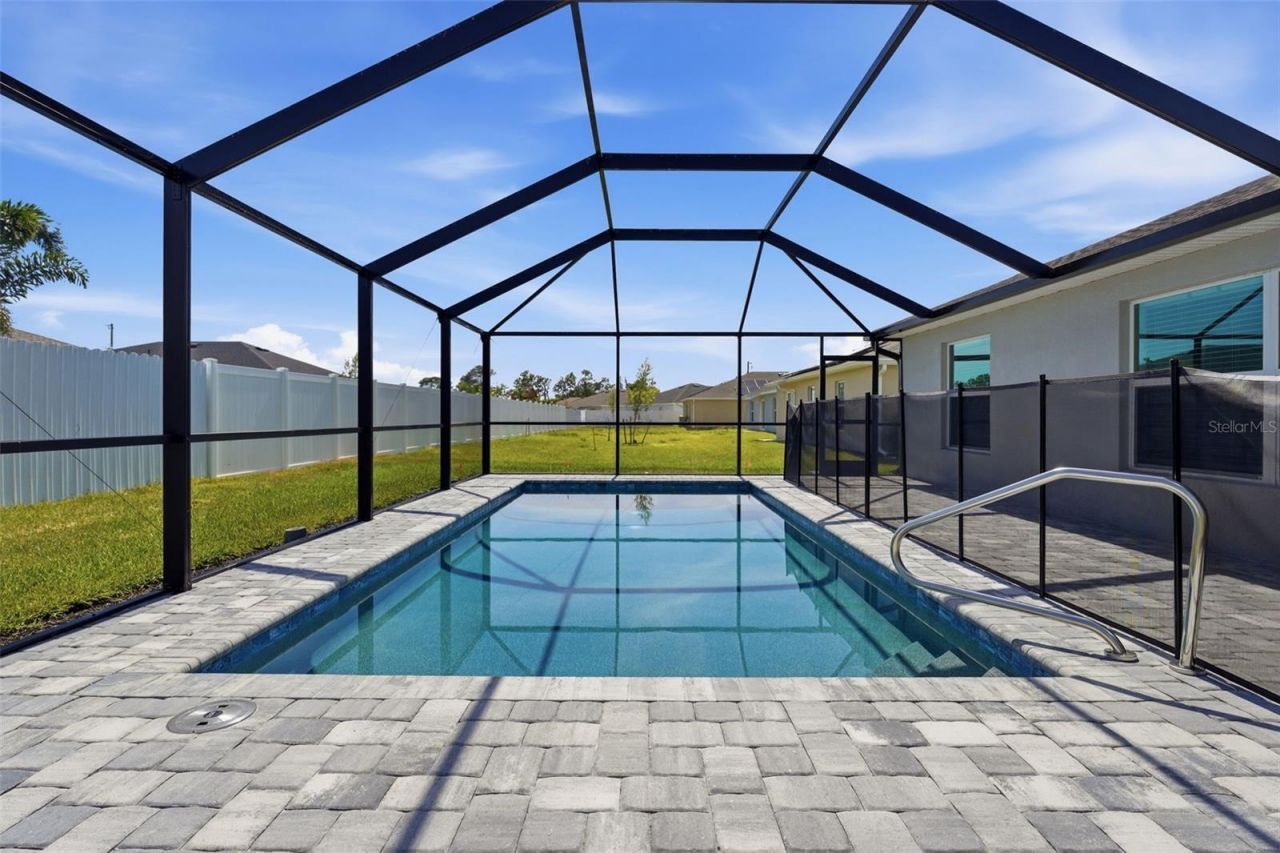 113 Leisure Place , Rotonda West, FL 33947 Photo