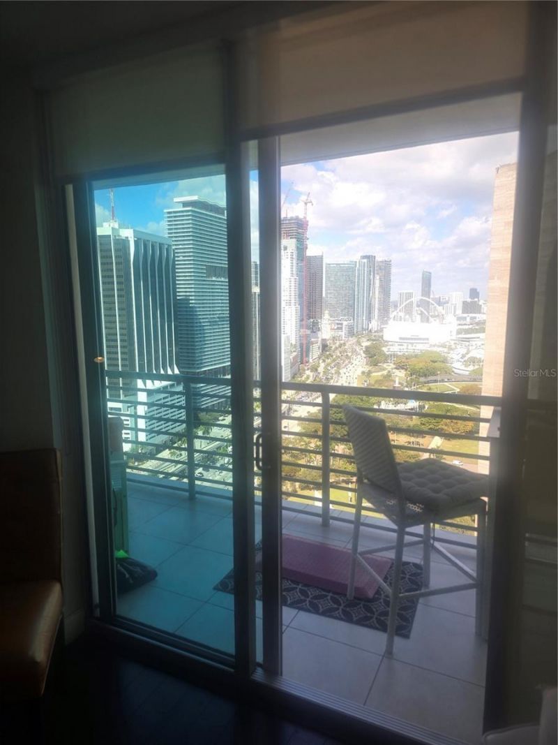 335 S Biscayne Boulevard, Unit 3400, Miami, FL 33131 Photo