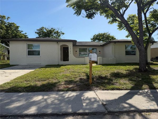 10141 OLD HICKORY LANE , PORT RICHEY, FL 34668