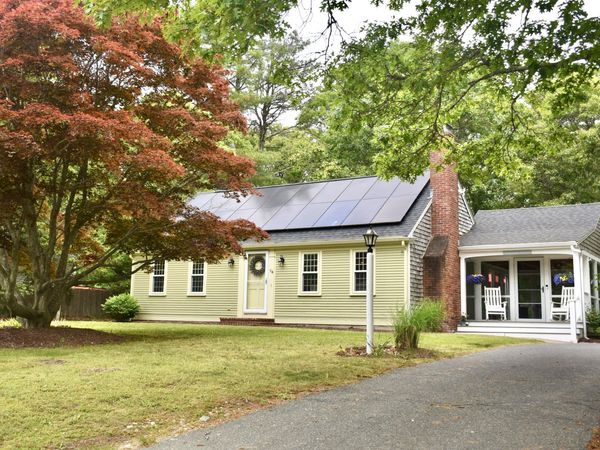 64 Roseland Terrace, Marstons Mills, MA 02648