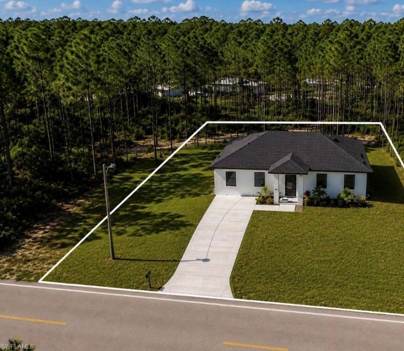 1805 W 10th St, Lehigh Acres, FL 33972 Photo