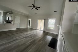 516 Mitscher Way  photo 4