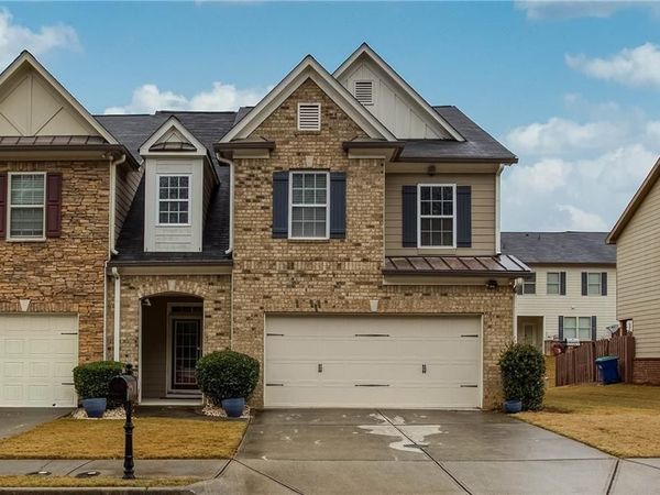 1545 Reel Lake Drive , Atlanta, GA 30331