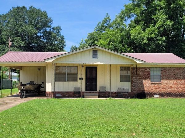 731 N Eighth Street , Augusta, AR 72006