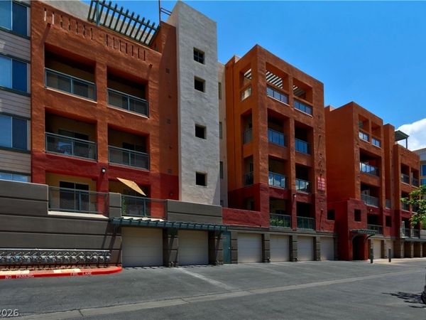 47 E Agate Avenue , Unit 405, Las Vegas, NV 89123