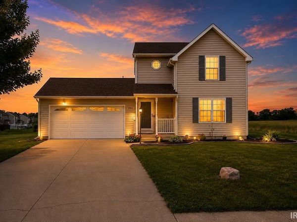 204 Walnut Crossing Drive, Walkerton, IN 46574