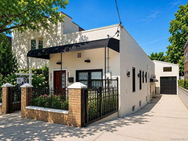 994 E 54th Street , Brooklyn, NY 11234