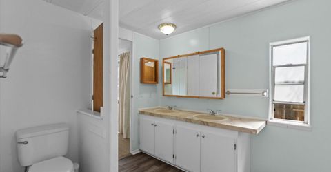 1077 Jewell Avenue, Carson City, NV 89701 Photo