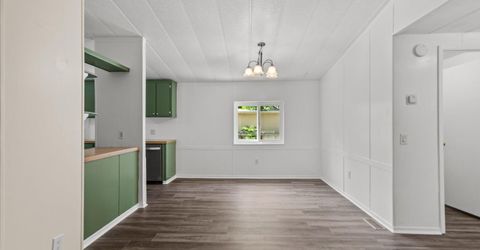 1077 Jewell Avenue, Carson City, NV 89701 Photo