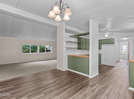 1077 Jewell Avenue, Carson City, NV 89701 Photo