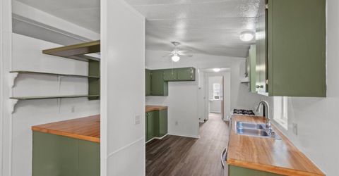 1077 Jewell Avenue, Carson City, NV 89701 Photo