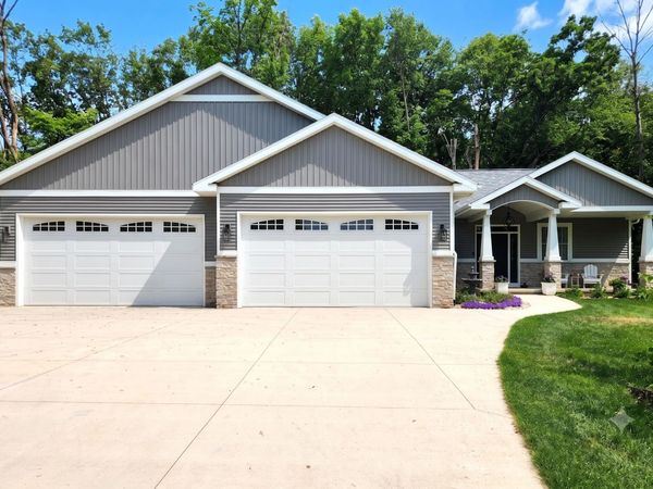 S7683 Lucille Lane, Merrimac, WI 53561