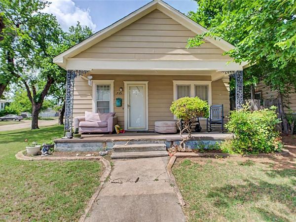 715 NW Arlington Avenue, Lawton, OK 73507