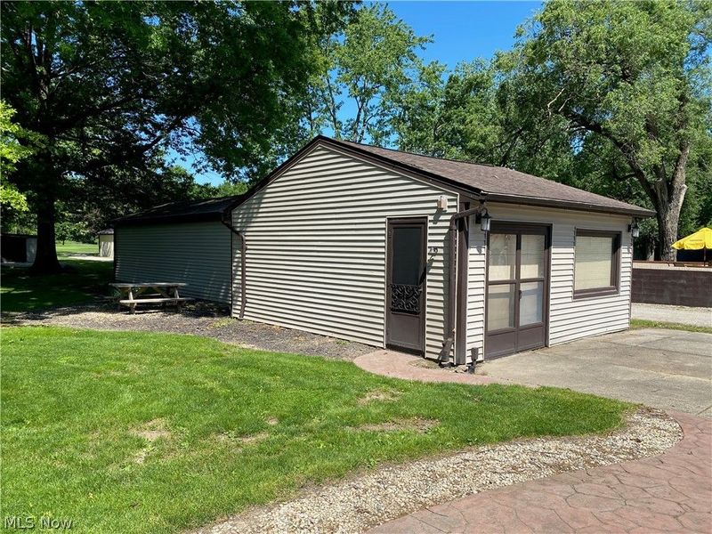 6430 Columbia Road, Olmsted Falls, OH 44138 Photo 21
