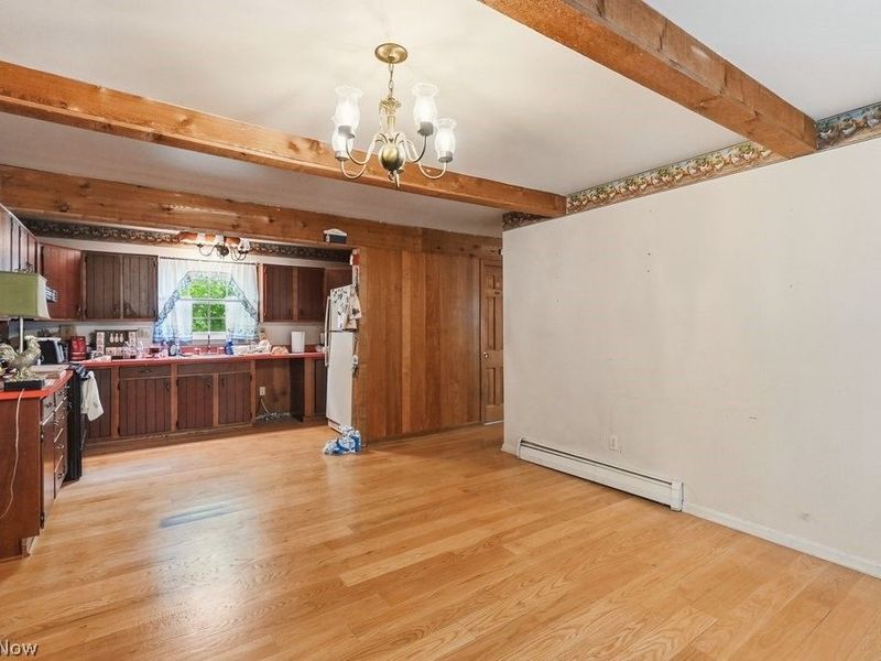 250 E Washington Street, Chagrin Falls, OH 44022 Photo 12