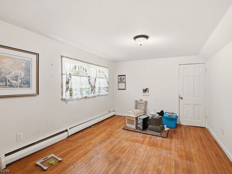 250 E Washington Street, Chagrin Falls, OH 44022 Photo 22