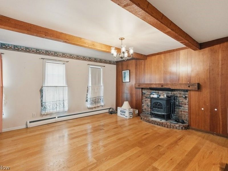 250 E Washington Street, Chagrin Falls, OH 44022 Photo 9