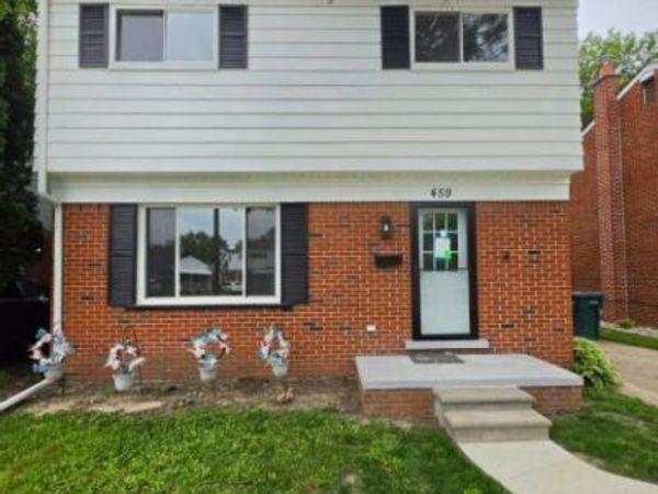 459 New York Avenue, Lincoln Park, MI 48146