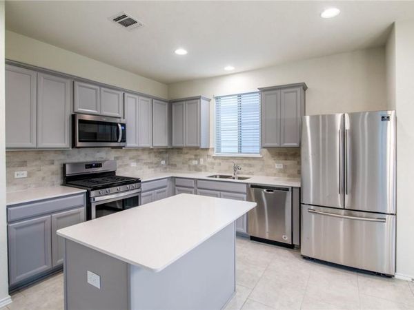 620 Reinhardt BLVD, Georgetown, TX 78626
