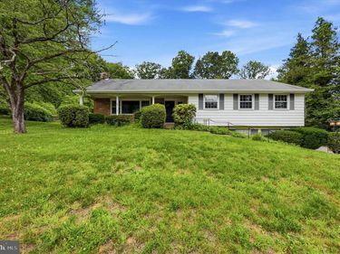 118 DEERFIELD ROAD, BROOMALL, PA 19008