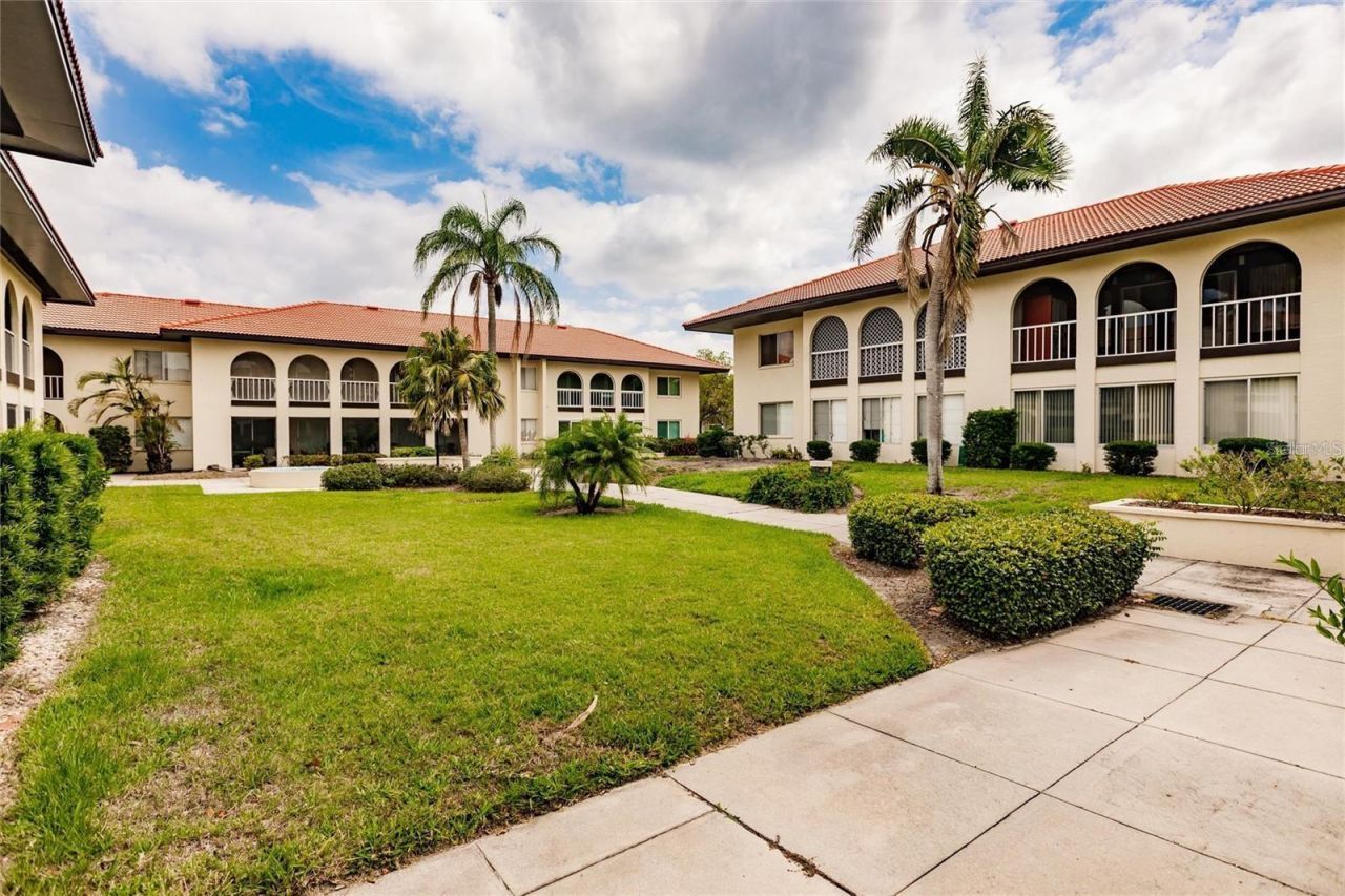 3540 Hispania Place , Unit 214, Sarasota, FL 34232 Photo