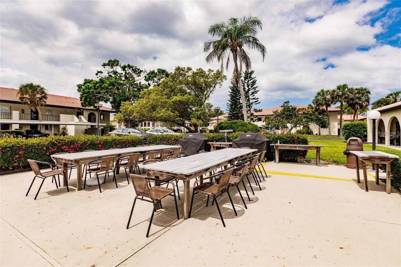 3540 Hispania Place , Unit 214, Sarasota, FL 34232 Photo
