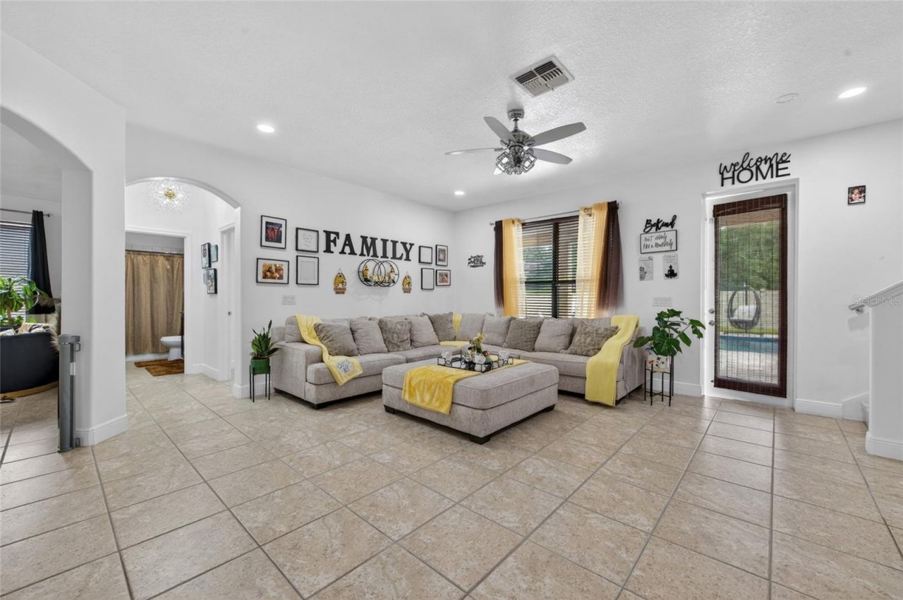1801 Waterside Oaks Drive , Orange City, FL 32763 Photo
