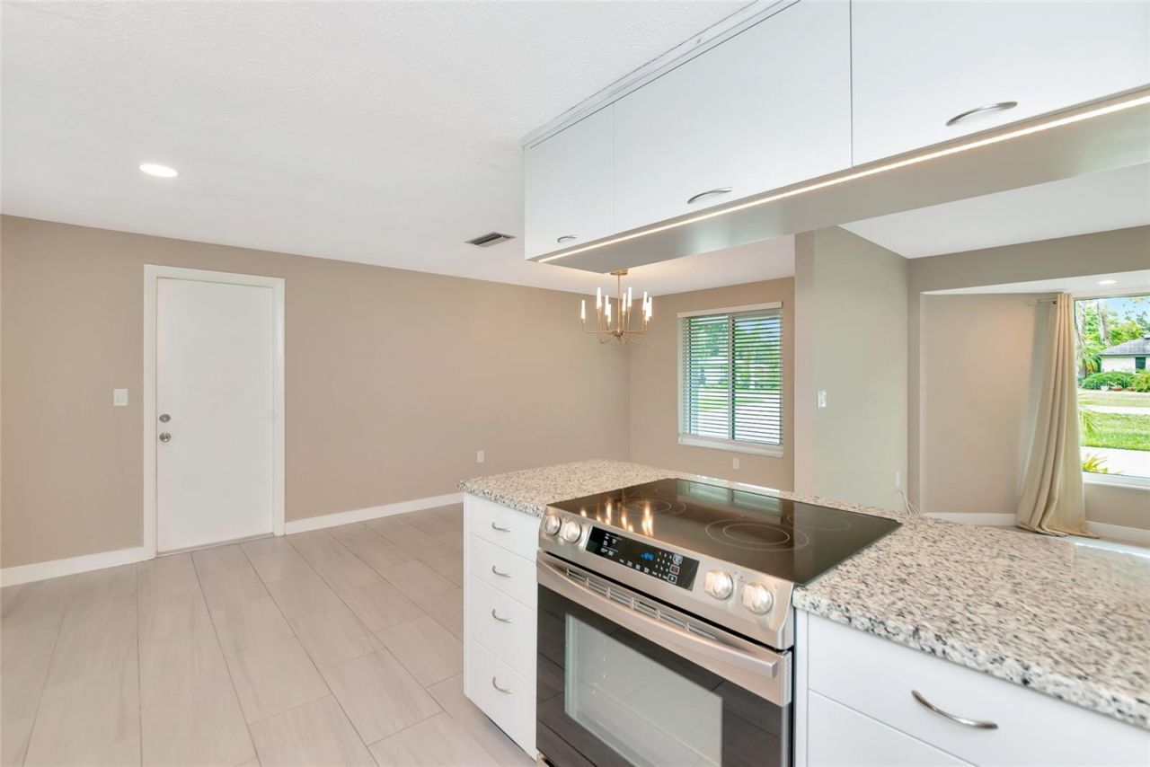 6211 Canary Street , Sarasota, FL 34241 Photo