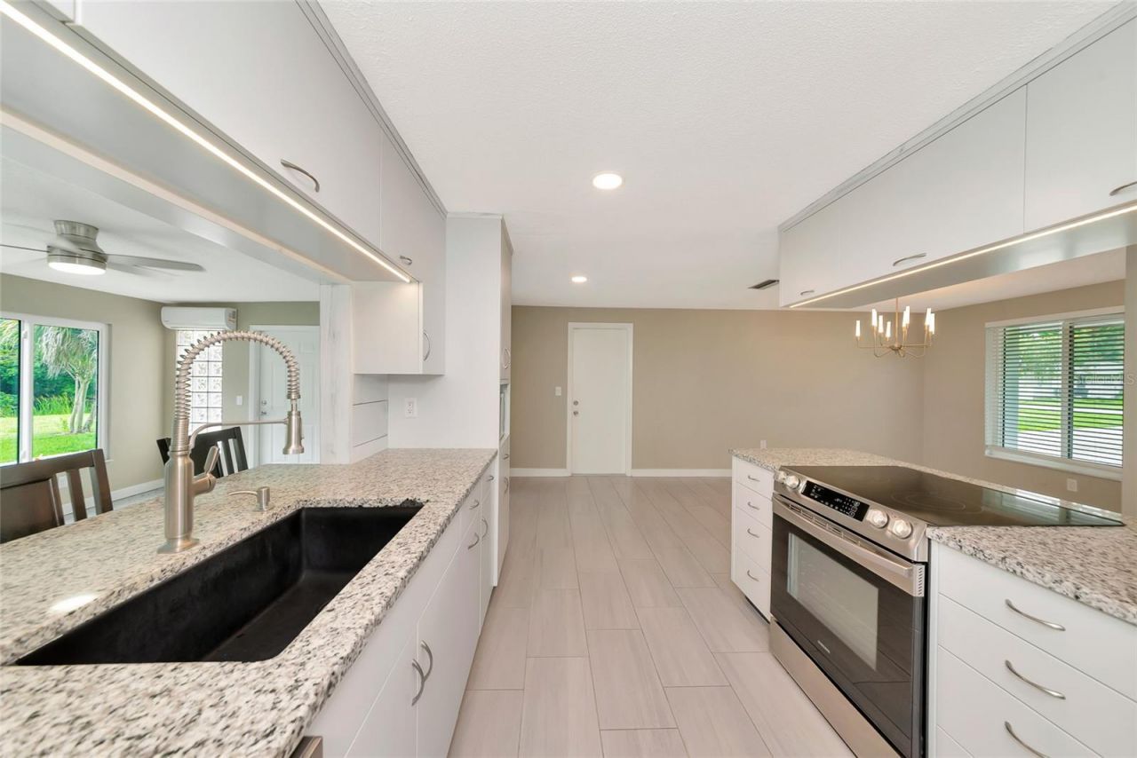 6211 Canary Street , Sarasota, FL 34241 Photo