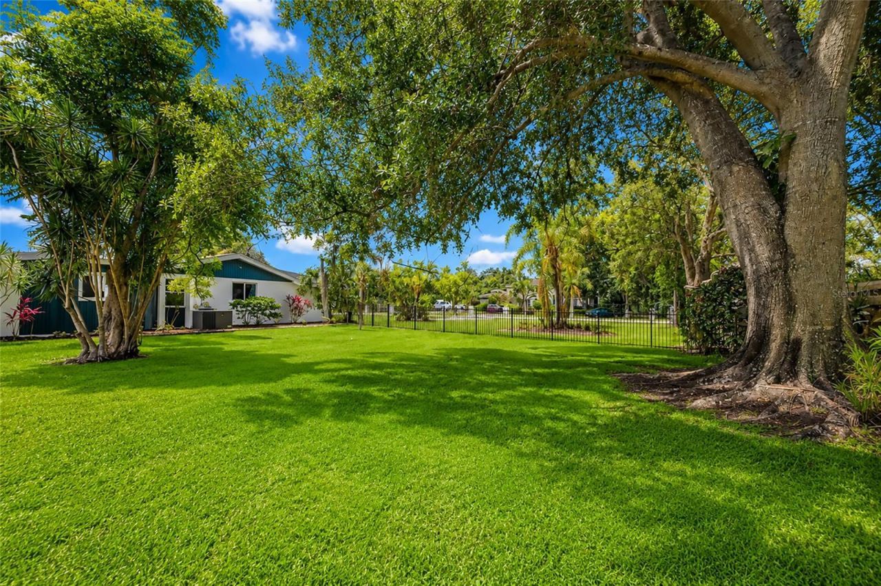 6211 Canary Street , Sarasota, FL 34241 Photo