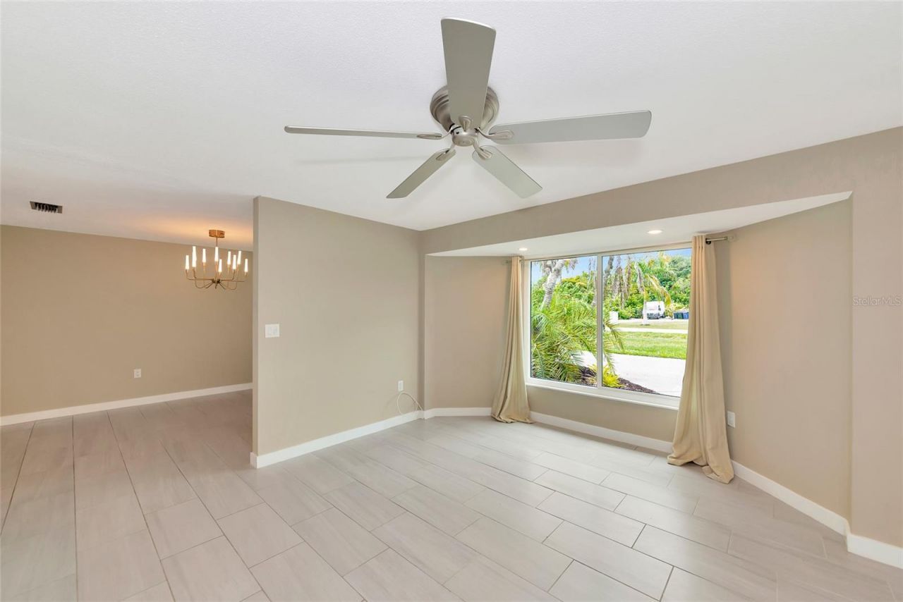 6211 Canary Street , Sarasota, FL 34241 Photo