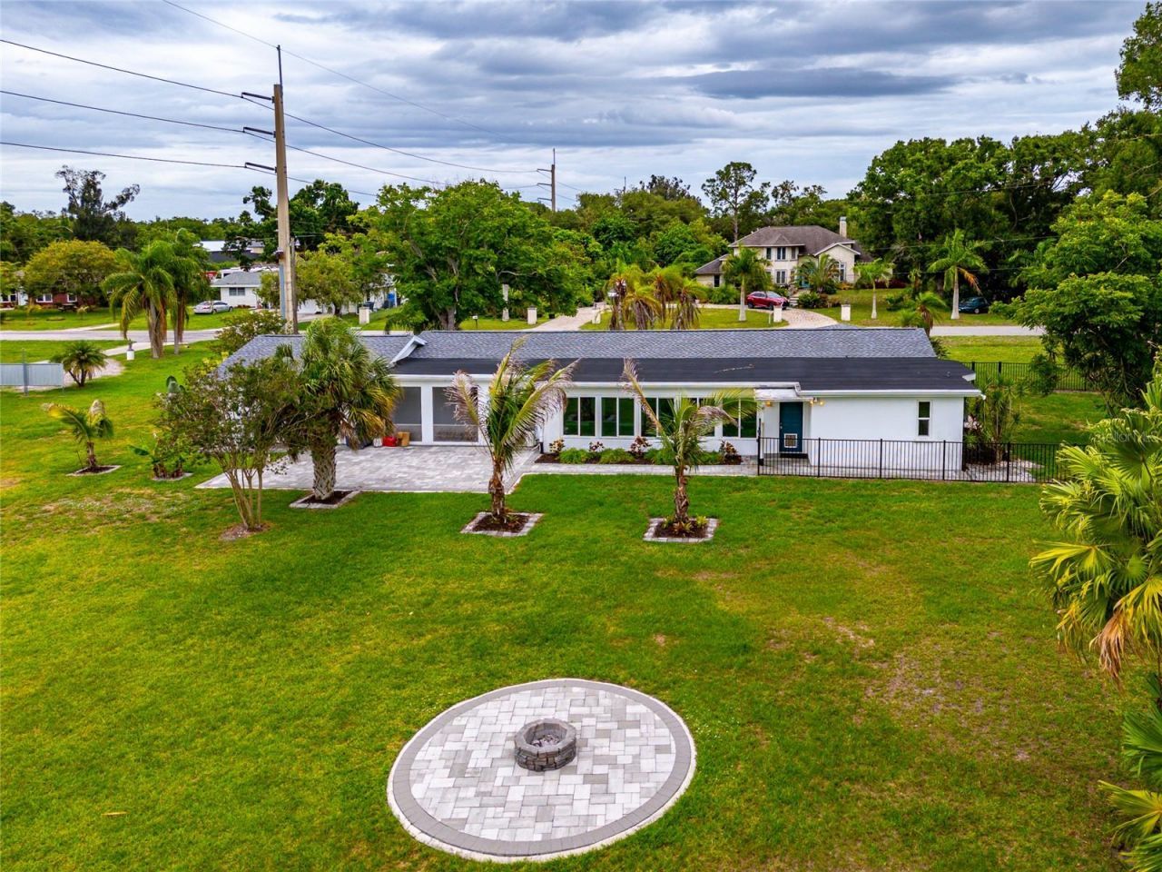 6211 Canary Street , Sarasota, FL 34241 Photo