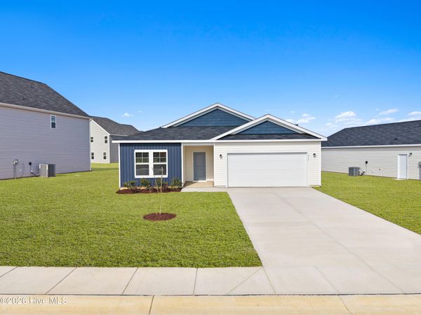 167 N Squires Run Lane, Richlands, NC 28574