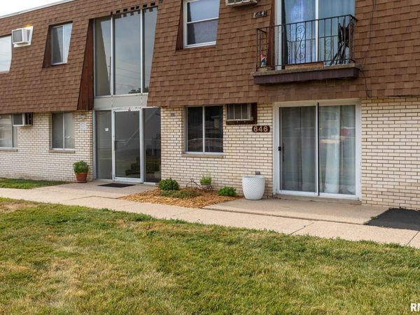 646 S 4TH Avenue, Morton, IL 61550
