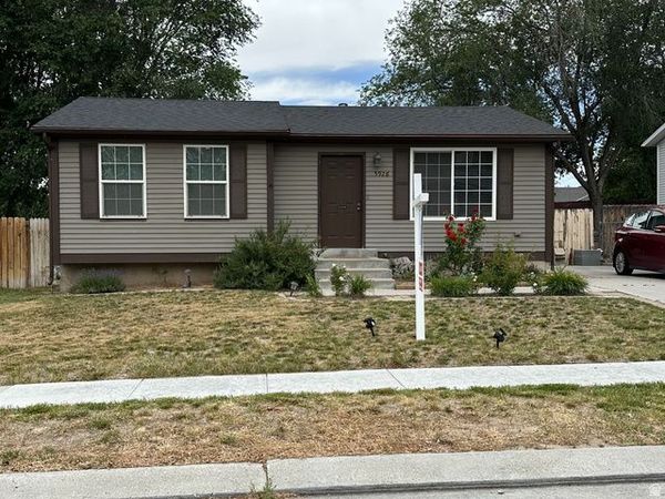 5926 S BLUE MEADOW DR W, Taylorsville, UT 84129